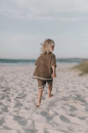 Brown crochet set