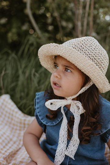 Wicker Lace Tie Hat