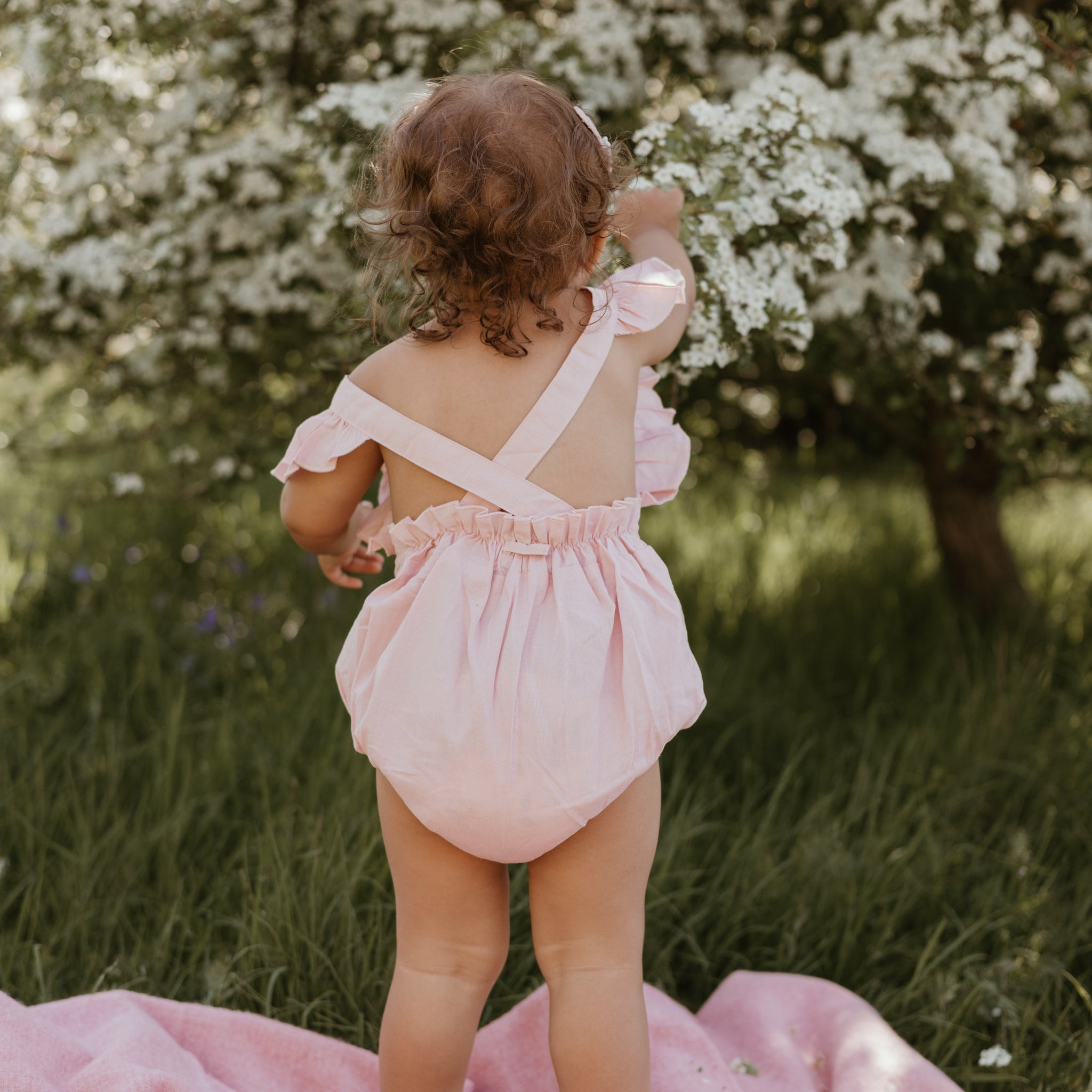 Frill Sleeve Cross Back Romper - pink